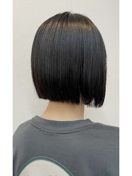 ザ キャンバス ミヤザキツネヒサ(THE CANVAS 宮崎恒久) 縮毛矯正/切りっぱなしボブ/黒髪ヘア/T.Yamanouchi