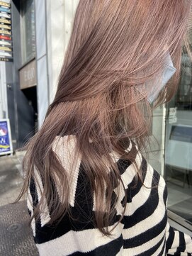 インビテーション(invitation) ピンクベージュ・ピンクグレージュ・ブリーチ