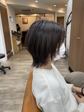 ルチナ 秦野(Lucina) ウルフ/レイヤースタイル/春カラー