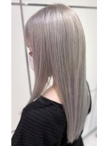 ラビス 浦和(Lovis)&nbsp;美髪/ネビージュ/大人かわいい/透明感ショート[浦和]