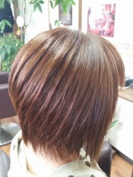 ヘアースタジオ ジャム(JAM)の写真/【小顔ショート】お客様の骨格に合わせたカットで、小顔に見せます！似合わせショートでイメチェン☆