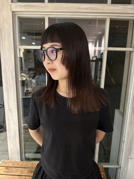 ムジーク(Musiiik) 前髪と顔まわりカット