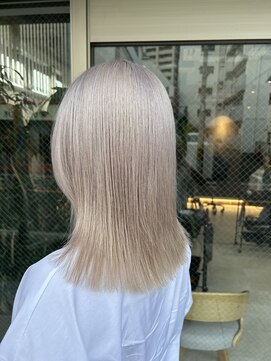 アドア 横浜(ADORE) 【ADORE 横浜】ホワイトベージュ×ケアブリーチ