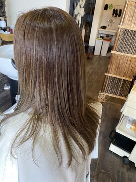 ヘアクリニックサロン アゲート(Hair Clinic Salon Agate) ブラウンカラーの白髪ぼかし