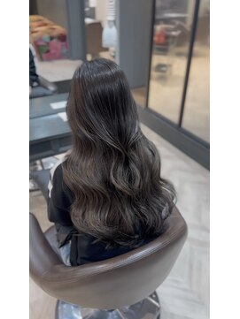 エールバイボヌール(Ere by Bonheur) 西梅田堂島 瀧口 ブリーチなしグレージュカラー