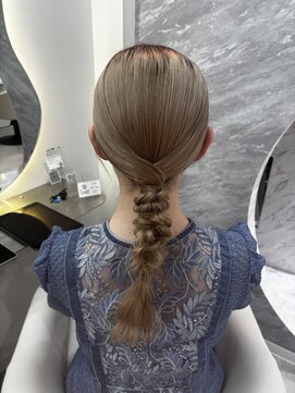 ラビス 池袋(Lovis) 《鳥越》イメチェンヘア/ホワイトブロンド/外はねボブ/韓国/池袋