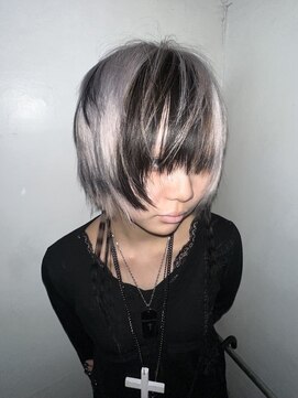 キイ 原宿 表参道(K.e.y) レイヤーカット/デザインカラー/シルバーカラー/ホワイトカラー