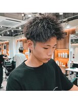 ルースト 渋谷店(ROOST)&nbsp;［ギャルにモテる髪型］ツイストパーマ