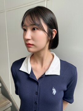 マイラ 銀座(myla) 大人可愛い耳かけ小顔美髪ストレート暗髪切りっぱなしミニボブ