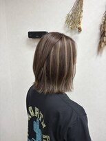 リングバイモアムー(Ring by Moremuu)&nbsp;ハイライトカラーブリーチカラーミルクティーベージュ