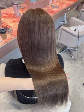 ウィクシーミミ 栄矢場町店(wixy mimi) オリーブベージュ