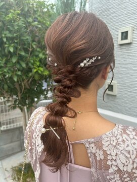 ビーチ ステラタウンまえ店(Beach) 編みおろし　玉ねぎヘア　結婚式お呼ばれヘアアレンジ！