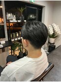 センターパートスタイル