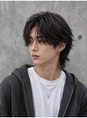 センターパートウルフ