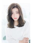 小顔カットが得意なスタイリストby坂元