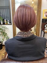 キイヒ(kiihi)&nbsp;ピンクのショートボブ
