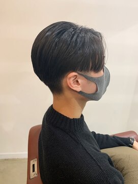 アネモネ(ANEMONE) ツーブロ前下がりセンターパート