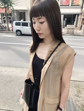 ザデイ(THE DAY) オン眉セミロング