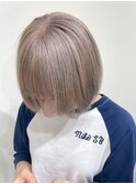【AiwilL/南岡　瑛二】ホワイトベージュ　丸みショートボブ