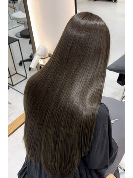 ジーナ 博多筑紫口(Zina) 【冨田侑矢】オリジナル髪質改善◎ハイライトカラーロング