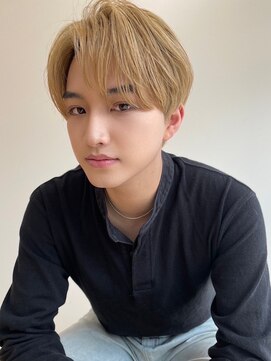 ツーダブルバイフィフス 西梅田店(WW.. by fifth) センターパートメンズマッシュパーマニュアンスパーマ刈り上げ