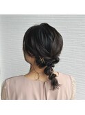 三つ編みゆるアレンジ20代30代ハーフアップ大人ヘアセット