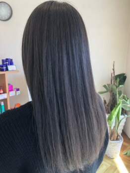 ファニーロックス(Funny Locks)の写真/髪にも地肌にも優しい、こだわりの商材がそろう。【Funny Locks】は健やかで美しい髪を叶える☆
