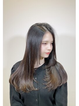 レヴィア(REVIA) レイヤーカット前髪カット髪質改善トリートメント