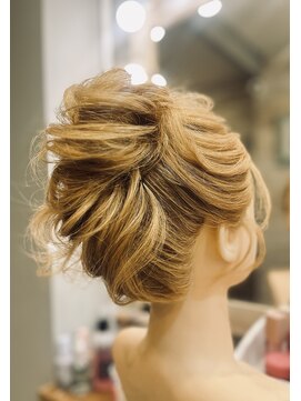 パシャ(Pasha) ルーズ夜会