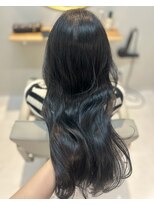 ウチコ 平尾店(u.chi.ko_si)&nbsp;ブルベさんに人気なブルーブラック