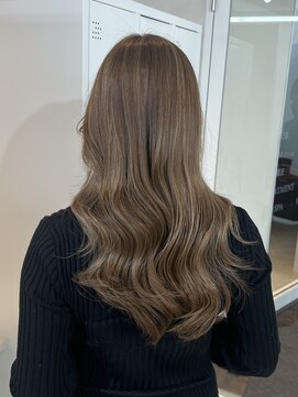 ラル(Lalu) ハイライト/ダブルカラー/ブリーチ/韓国/レイヤー