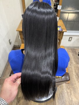 サク(Sac.) ブルーブラック×トリートメント×透明感カラーSac.栃木優佑