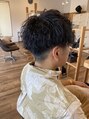ジーナ 勝どき(Zina)&nbsp;フェードカットと短めのスパイラルパーマでおしゃれに☆