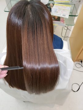 e.m.a プレミアムビューティーサロン 栄駅店(e.m.a PREMIUM BEAUTY SALON) 髪質改善