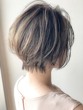 アグ ヘアー パドル 小松店(Agu hair puddle) 《Agu hair》大人かわいいハイライトショート 小顔ボブ