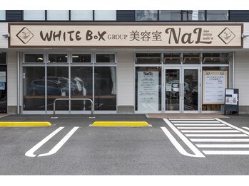 WHITE BOX GROUP 美容室 NaL