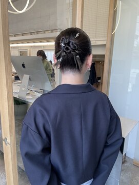 ホワイトルーム(White Room) カチモリヘア