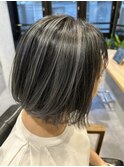 ＊暗髪に映えるグレーコントラストハイライト＊