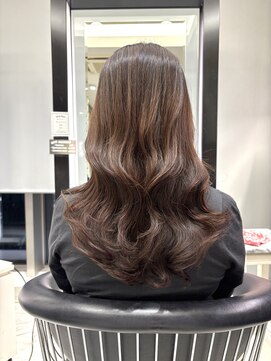 アピッシュ(apish 並木通り) コテ巻き風パーマ/ロングパーマ/デジタルパーマ/韓国風パーマ