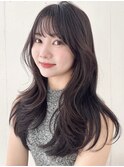 大人女子に大人気！くびれセミロング