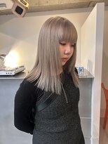 キーパーソン(kii person)&nbsp;person×ハイトーンカラー×ホワイトベージュ