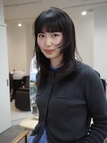 シーク(SeeeK.)&nbsp;ミディアムレイヤーカットダークグレージュハッシュカット