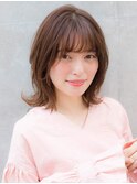 外ハネスタイル　ゆるふわミディ