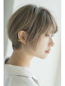 ガーデン タチカワ(garden tachikawa) 束感ショート×小顔立体カット×シルキーベージュ