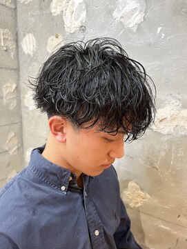 アカ(ACA) マッシュ ツイスト スパイラル 波巻 パーマ センターパート