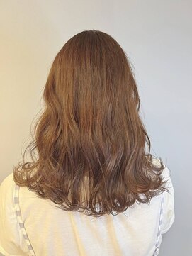 ブロッサム ひばりヶ丘(Blossom) 20代30代40代艶感ウェーブアッシュグレージュ透明感ミディ