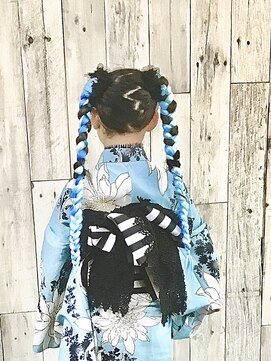 ヘアースペース ムーン(Hair Space MOON) プロが着つけする、着崩れしない浴衣の着付けとヘアセット