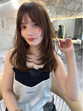 サイン 表参道(SIGN) 韓国ヘアーハッシュカットレイヤーカットグレージュブリーチ無し