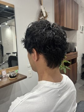 フェリスヘア(feliz hair) 刈り上げなしメンズパーマ