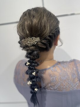 ラビス 浦和(Lovis) アンブレラカラー／こなれミディ／ウェーブパーマ／韓国マッシュ